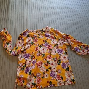 Women's XL Who What Where Top